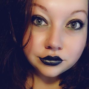 Meet your Posher, Alana